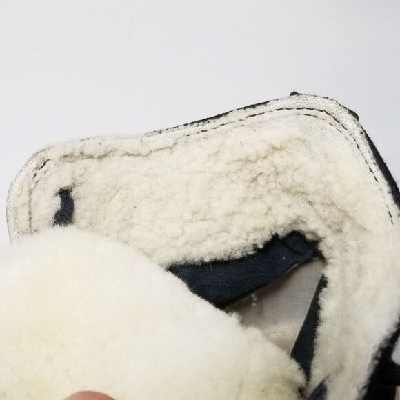 Converse All Star Chuck Taylor High Tops Women 10 Wool Faux Fur Black Embroidery - Picture 12 of 12